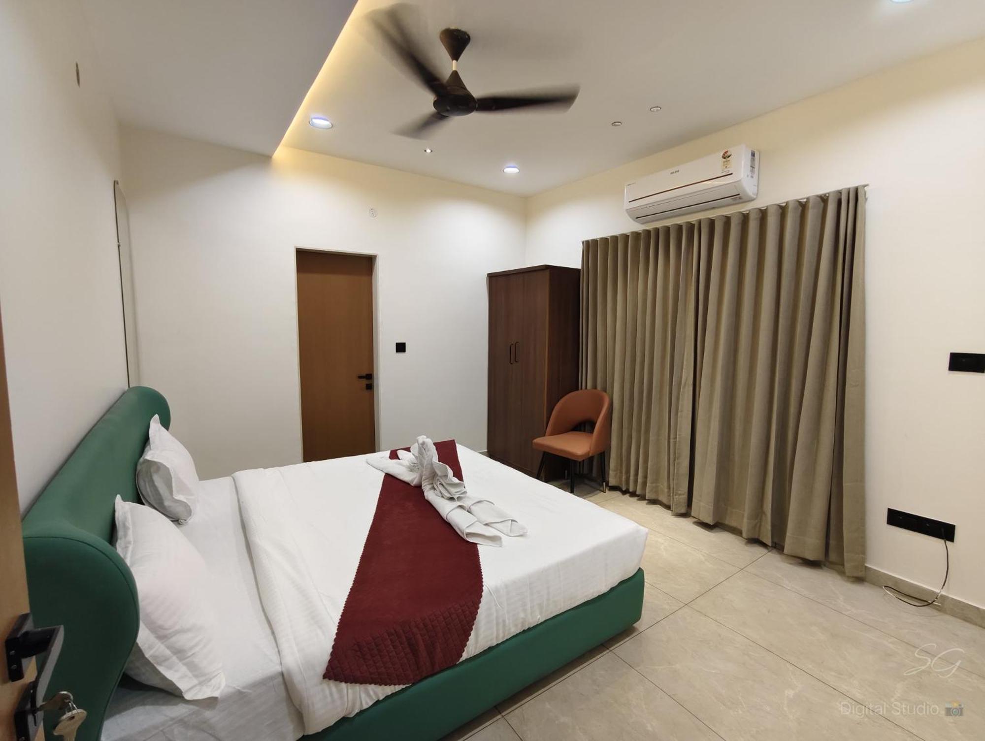 Shree Jalaram Resort Kodāe Zewnętrze zdjęcie