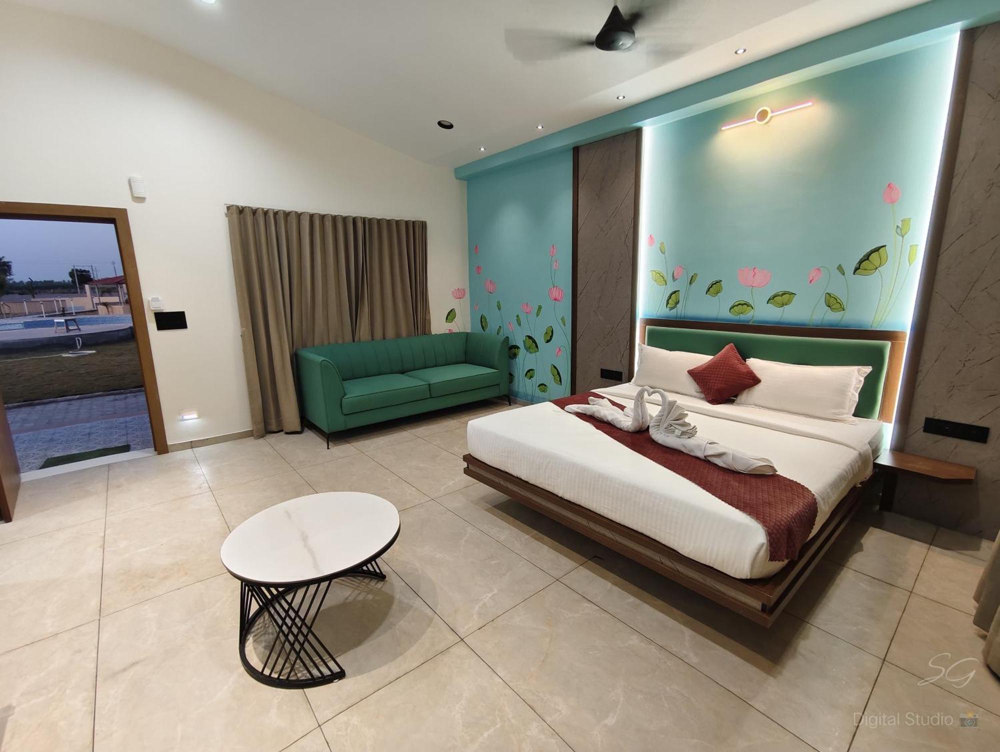 Shree Jalaram Resort Kodāe Zewnętrze zdjęcie