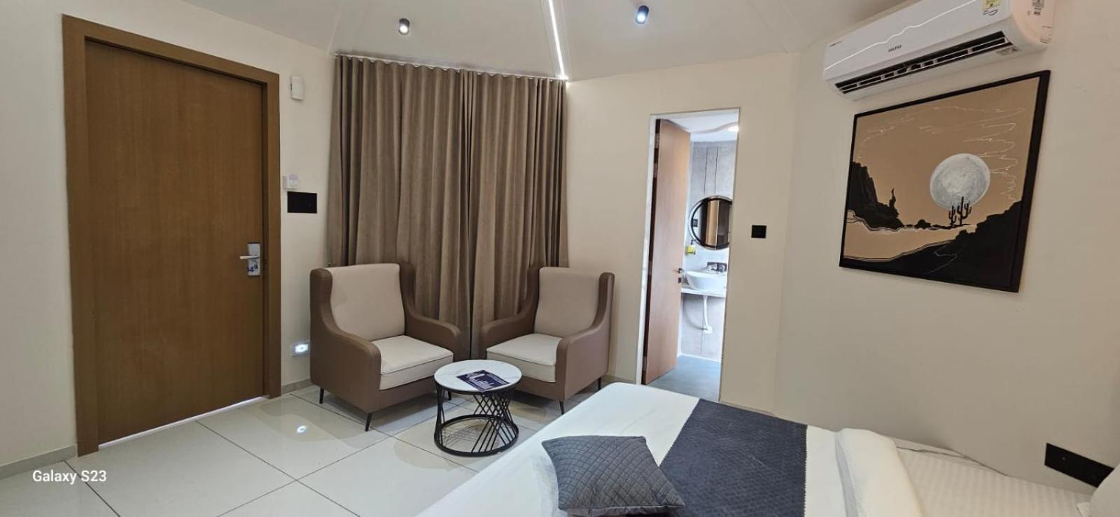 Shree Jalaram Resort Kodāe Zewnętrze zdjęcie