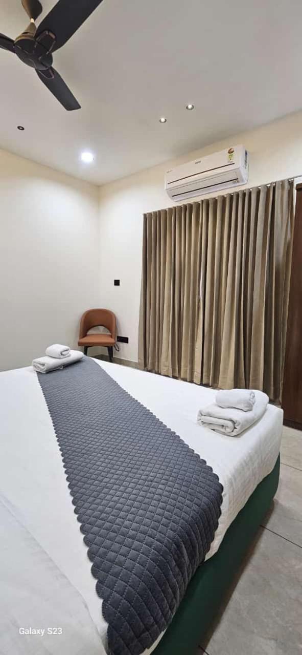 Shree Jalaram Resort Kodāe Zewnętrze zdjęcie