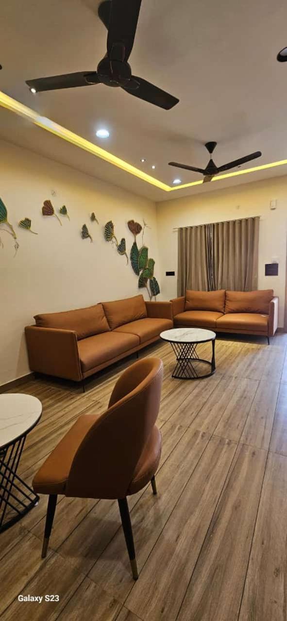 Shree Jalaram Resort Kodāe Zewnętrze zdjęcie