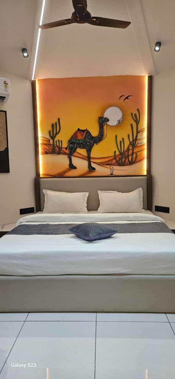 Shree Jalaram Resort Kodāe Zewnętrze zdjęcie