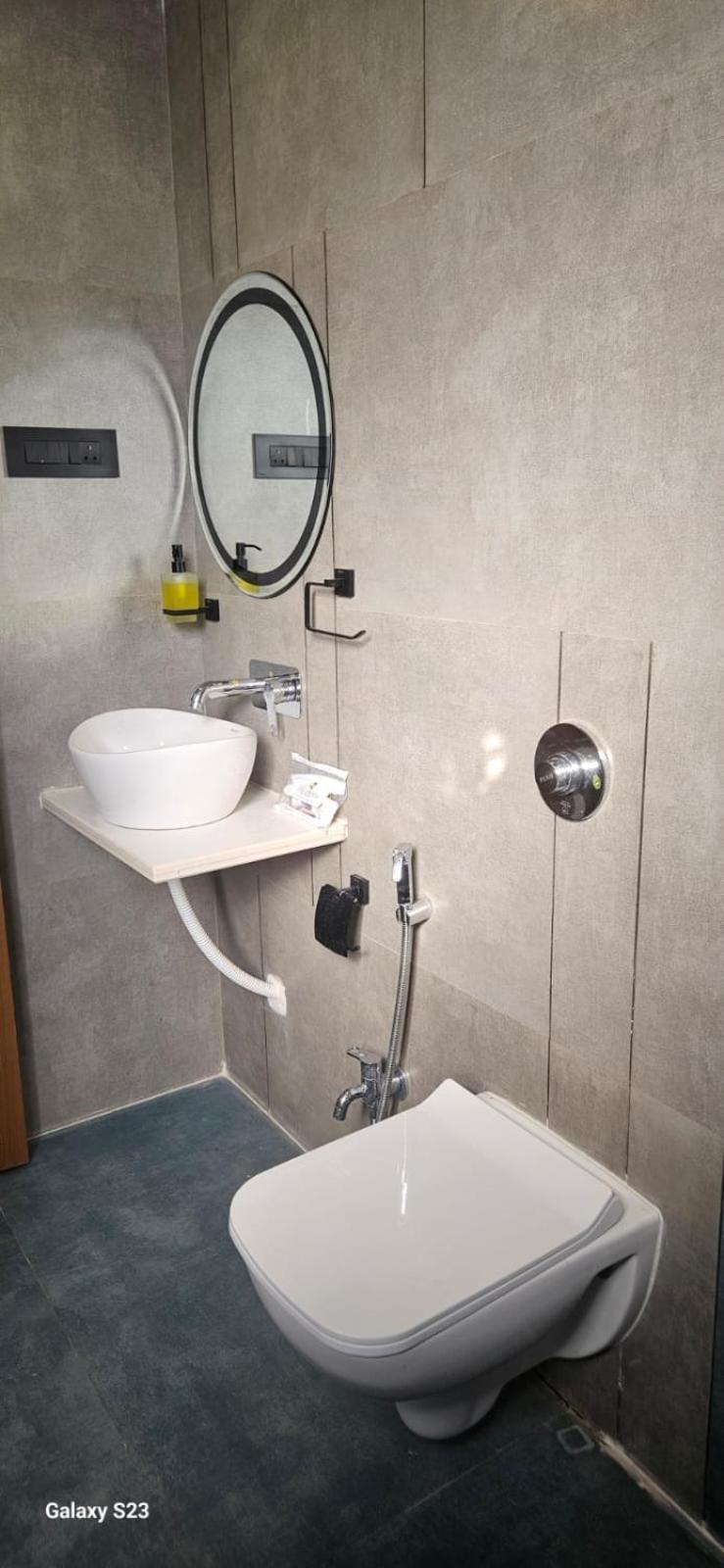 Shree Jalaram Resort Kodāe Zewnętrze zdjęcie